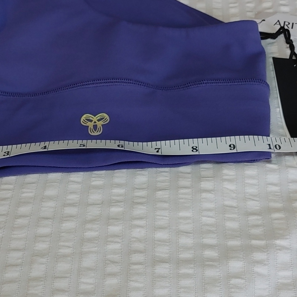 Nwt Aritzia  Butter Beam Asymmetrical Top XXS - Picture 4 of 11